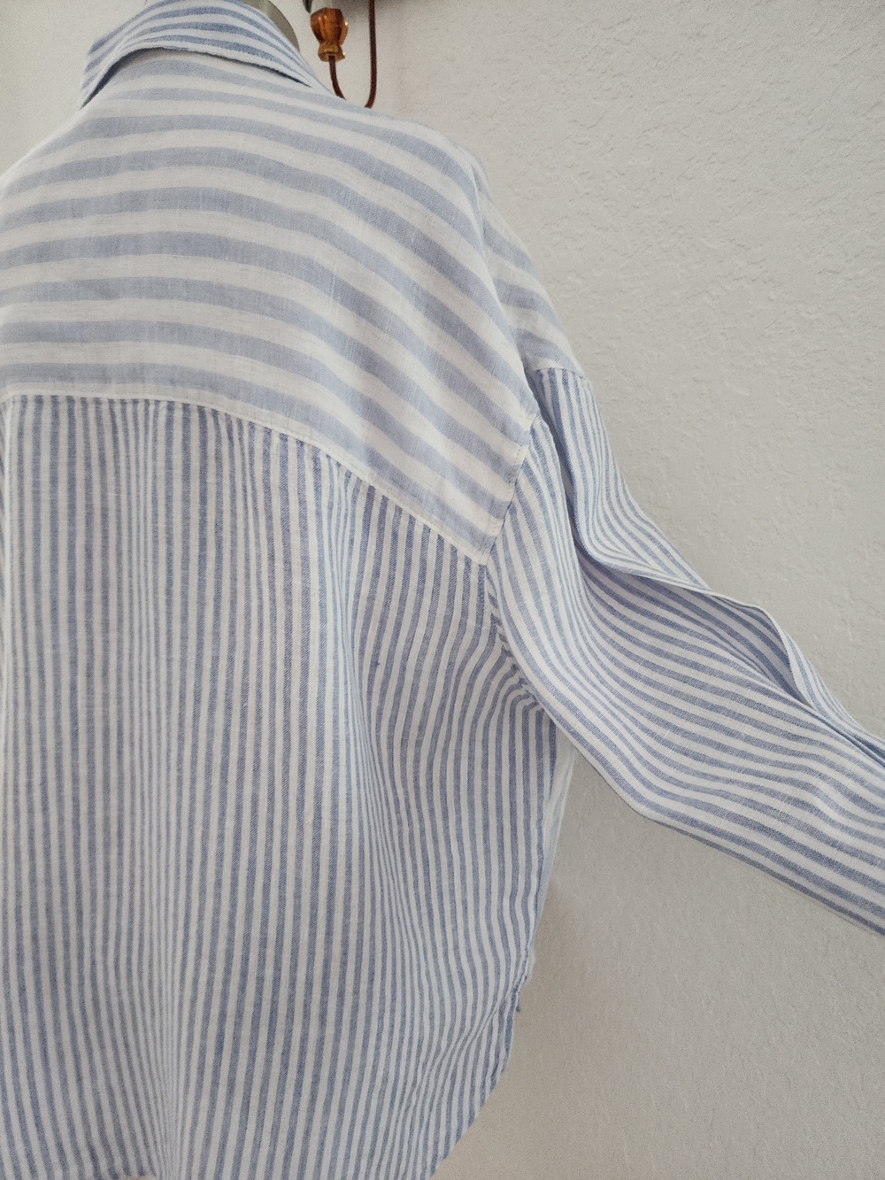 NICOLE MILLER | Light Blue & White Striped Button-Up Shirt 100% Linen - Picture 9 of 15